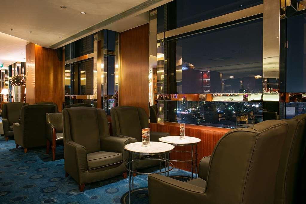 Ambassador Hotel Hsinchu Restaurant bilde The Royal Orchid Lounge at Suvarnabhumi Airport
