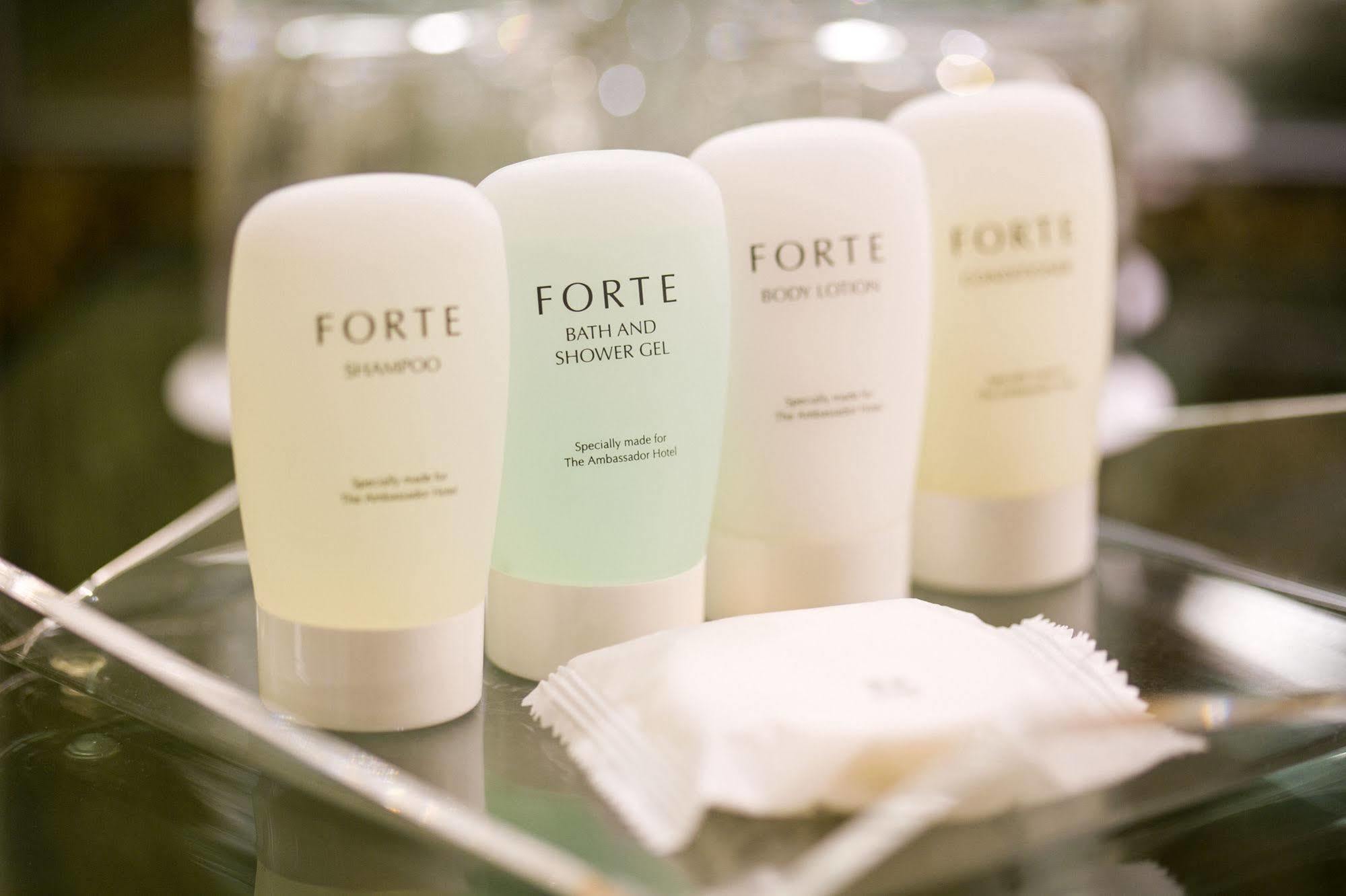 Ambassador Hotel Hsinchu Eksteriør bilde Forte Bath and Shower Gel